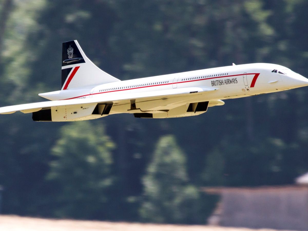 Sir Arnold Hall – Hawker&nbsp;Siddeley